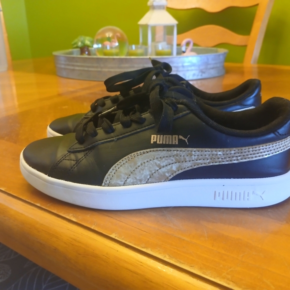 PUMA SHOES - Picture 2 of 4